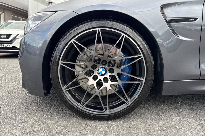 2019 BMW M4