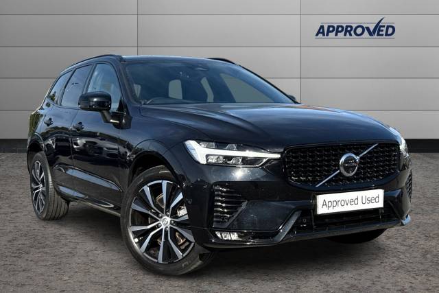 Volvo XC60 2.0 B4D Plus Dark 5dr AWD Geartronic Estate Diesel BLACK