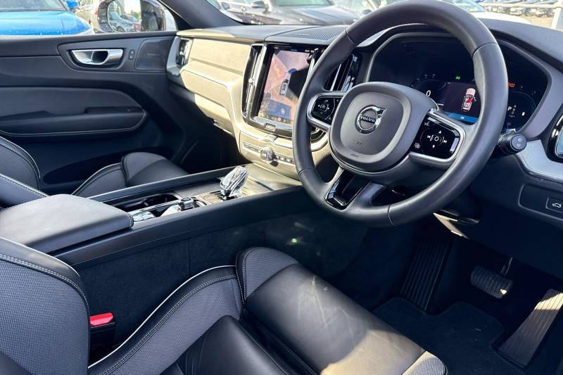2023 Volvo XC60