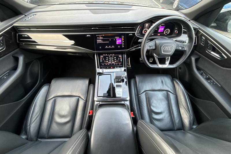 2023 Audi Q8