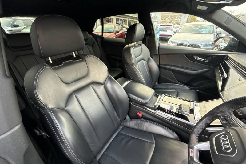 2023 Audi Q8