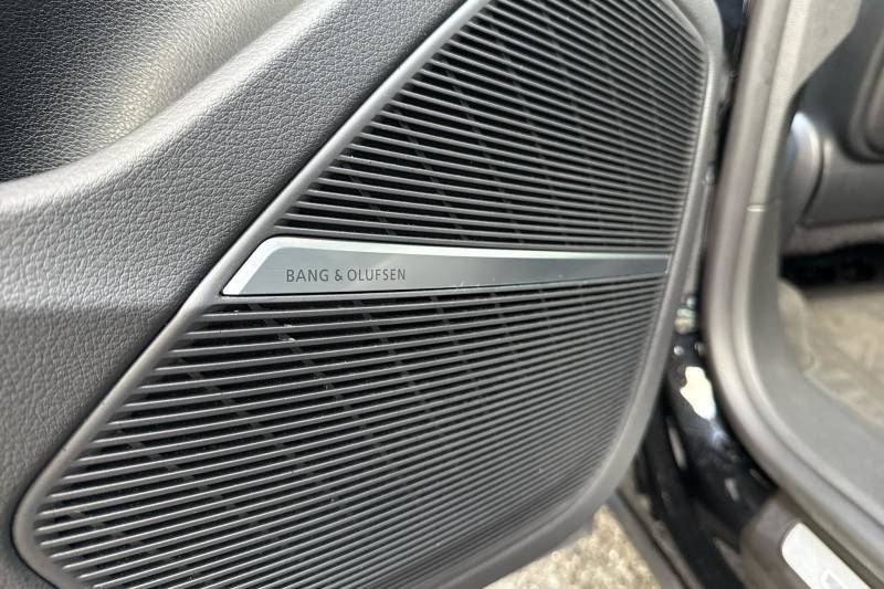 2023 Audi Q8