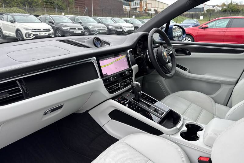 2024 Porsche Macan