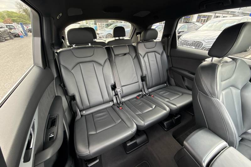 2023 Audi Q7