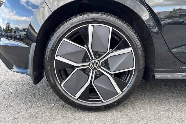 2025 Volkswagen Golf 1.5 eTSI 150 Black Edition 5dr DSG