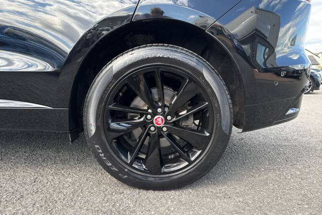 2021 Jaguar F-Pace 2.0 D200 R-Dynamic S 5dr Auto AWD