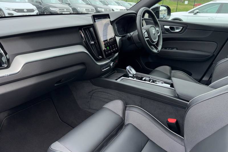 2025 Volvo XC60