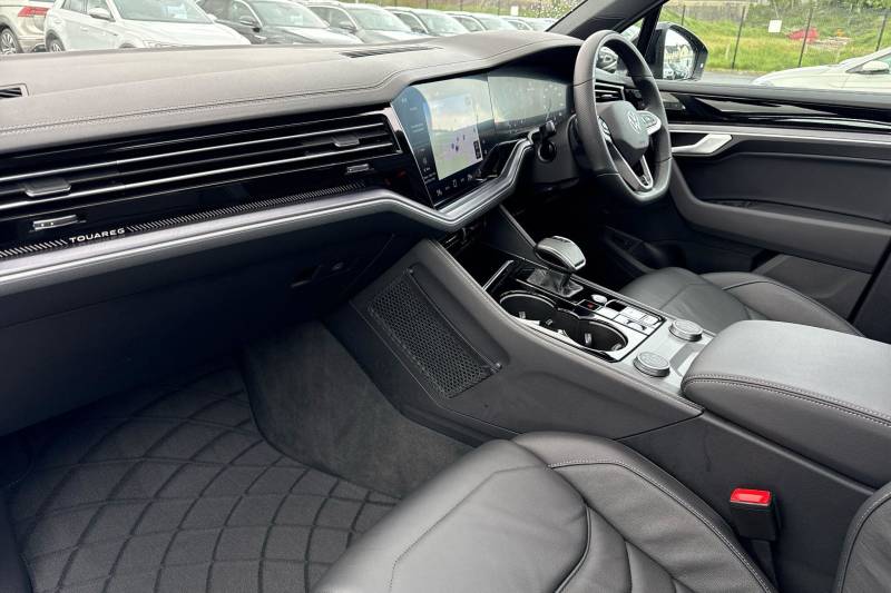 2025 Volkswagen Touareg