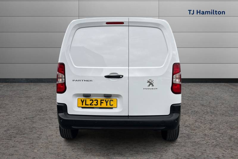2023 Peugeot Partner