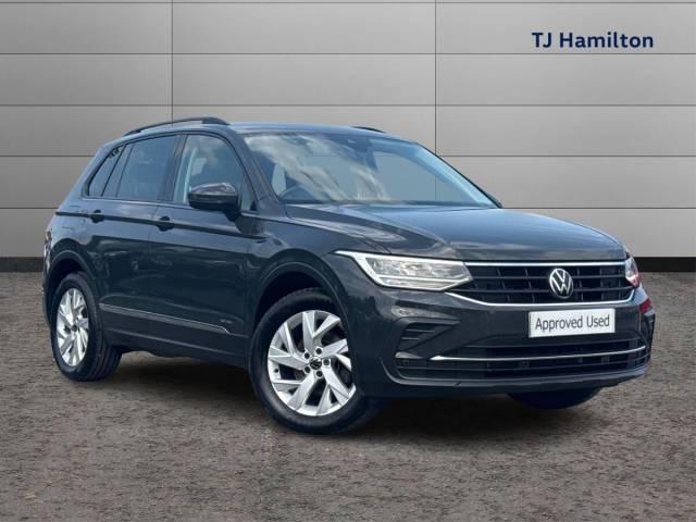 Volkswagen Tiguan 2.0 TDI Life 5dr DSG Estate Diesel GREY