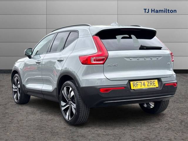 2025 Volvo XC40 2.0 B4P Plus Dark 5dr Auto
