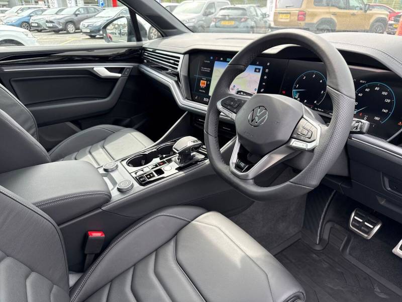 2026 Volkswagen Touareg