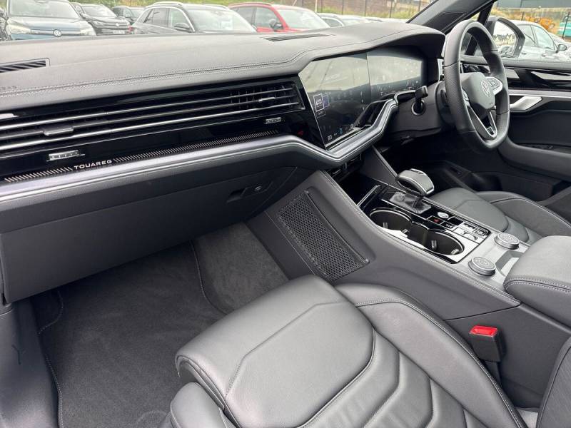 2026 Volkswagen Touareg