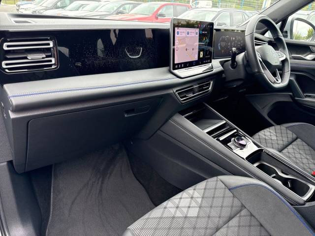 2024 Volkswagen Tiguan 2.0 TDI R-Line 5dr DSG