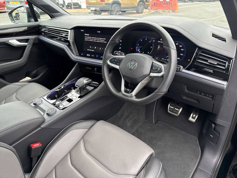 2026 Volkswagen Touareg