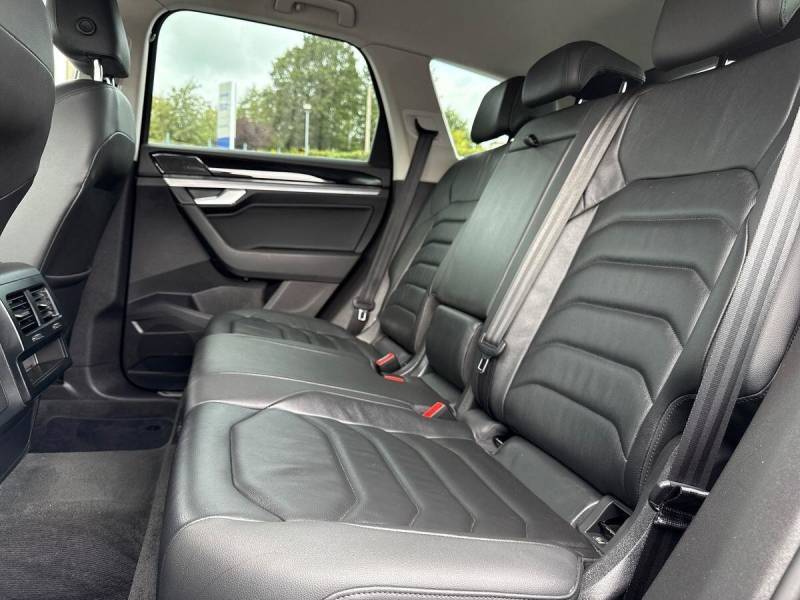 2020 Volkswagen Touareg