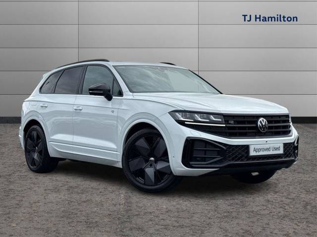 Volkswagen Touareg 3.0 V6 TDI 4Motion 286 Black Edition 5dr Tip Auto Estate Diesel WHITE