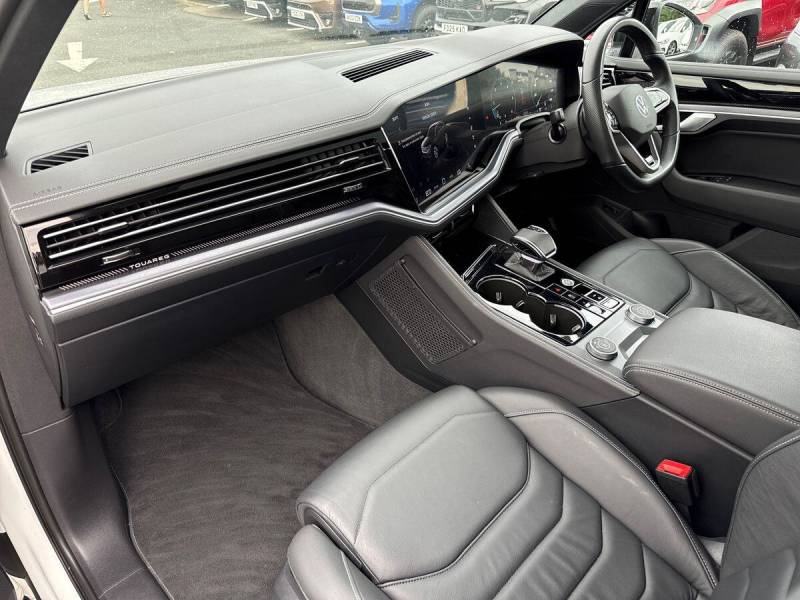 2023 Volkswagen Touareg