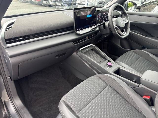 2026 Volkswagen T-Roc 1.5 eTSI 150 R-Line 5dr DSG