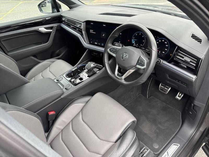 2026 Volkswagen Touareg
