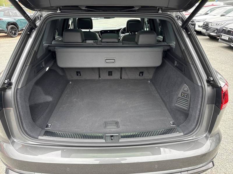 2026 Volkswagen Touareg