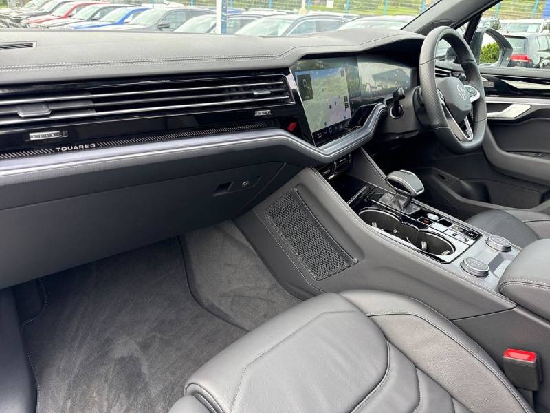 2026 Volkswagen Touareg
