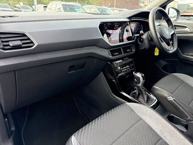 2024 Volkswagen T-cross 1.0 TSI 110 R-Line 5dr DSG