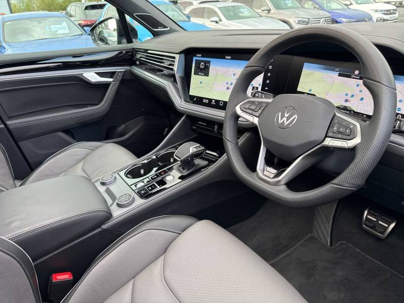 2026 Volkswagen Touareg