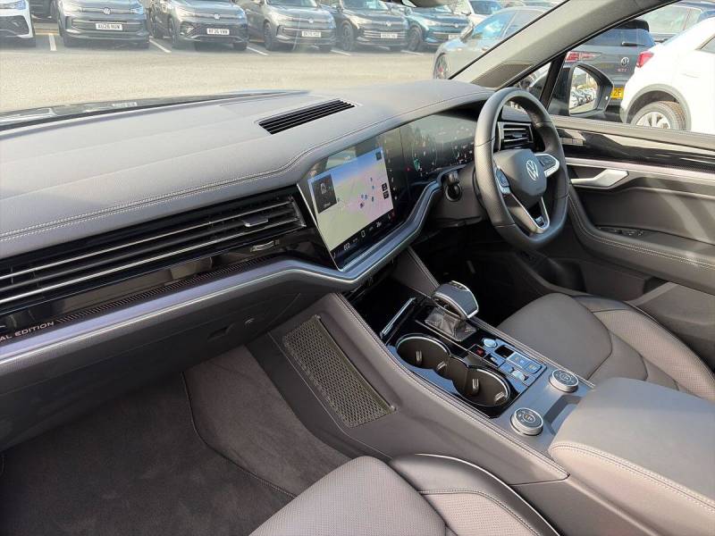 2026 Volkswagen Touareg
