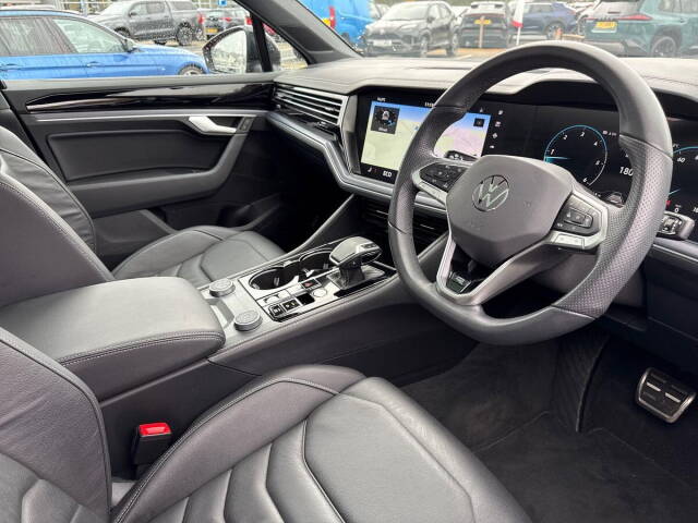 2025 Volkswagen Touareg 3.0 V6 TDI 4Motion 286 Black Edition 5dr Tip Auto