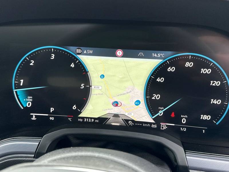 2025 Volkswagen Touareg