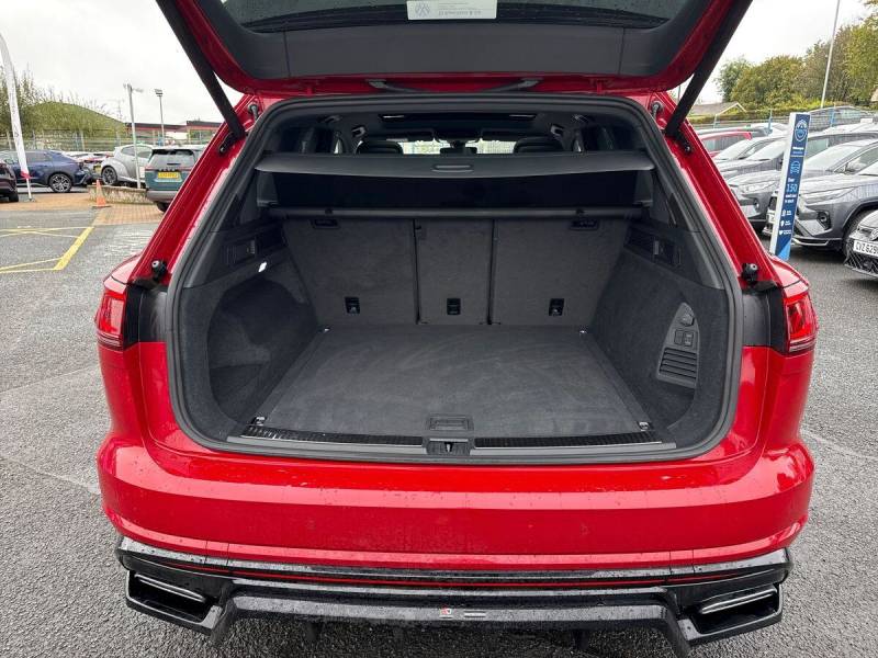 2025 Volkswagen Touareg